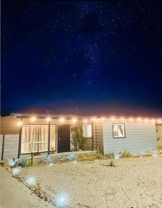The Desert Monroe-Hot Tub-Firepit-Games-By Joshua Tree National Park Twentynine Palms Εξωτερικό φωτογραφία